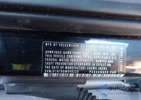 2013 Volkswagen Beetle 2.5L Fender Edition из США, поврежденный, VIN 3VWJP7AT6DM648220